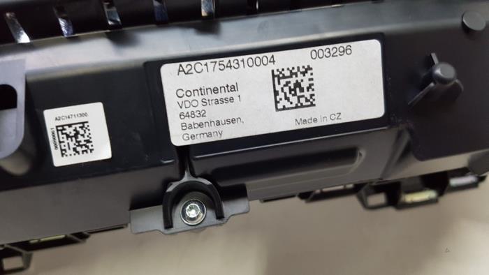 Cuentakilómetros de un Skoda Superb Combi (3V5) 2.0 TDI 2019