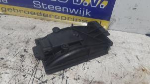 Used Heater resistor Volkswagen Polo III (6N2) 1.4 16V 75 Price € 10,00 Margin scheme offered by Autorec. Gebr. Prins b.v.