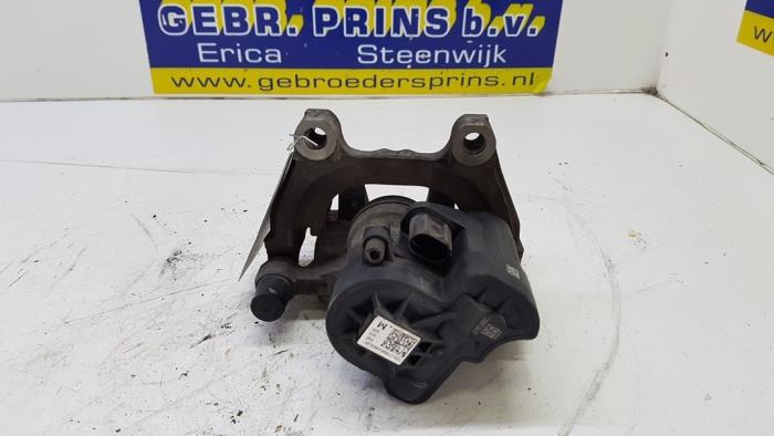 Rear brake calliper, left from a Skoda Superb Combi (3V5) 2.0 TDI 2019