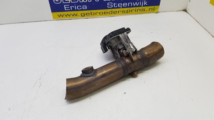 Exhaust valve from a Skoda Superb Combi (3V5) 2.0 TDI 2019