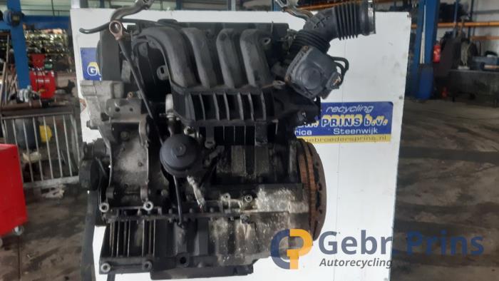 Engine from a Citroën C5 II Berline (RC) 2.0 16V 2005