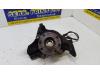 Knuckle, front left from a Fiat Stilo (192A/B) 1.6 16V 5-Drs. 2002