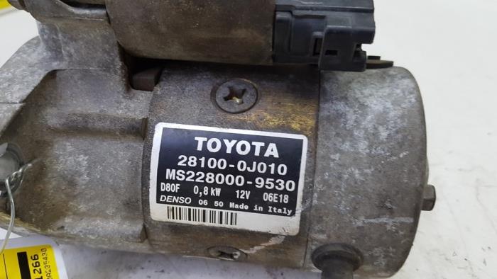 Démarreur d'un Toyota Yaris (P1) 1.0 16V VVT-i 2003