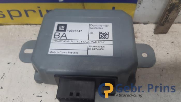 Begagnade Telefonmodul Opel Corsa D 1.3 CDTi 16V ecoFLEX Pris € 30,00 Marginaltabell erbjuds av Autorec. Gebr. Prins b.v.