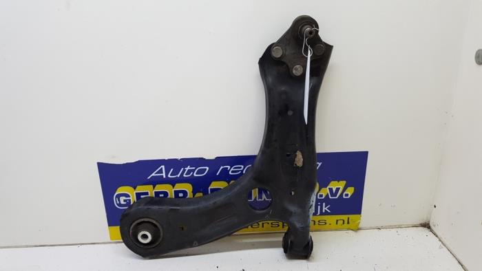 Front lower wishbone, left from a Seat Ibiza IV (6J5) 1.4 TDI 12V 2017