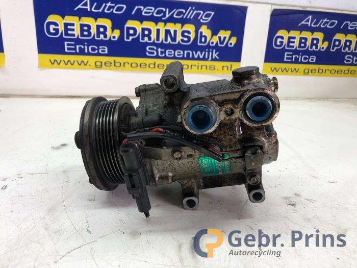 Usagé Compresseur de clim Ford Ka I 1.3i Prix € 40,00 Règlement à la marge proposé par Autorec. Gebr. Prins b.v.