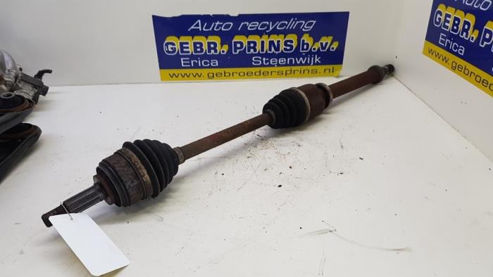 Front drive shaft, right from a Dacia Logan MCV (KS) 1.5 dCi 2008