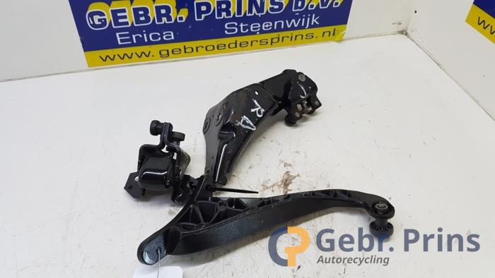 Gebrauchte Scharnier- Set Peugeot Partner Tepee (7A/B/C/D/E/F/G/J/P/S) 1.6 16V Phase 1 Preis € 30,00 Margenregelung angeboten von Autorec. Gebr. Prins b.v.
