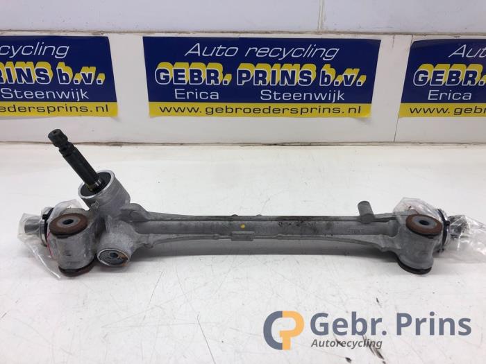 Begagnade Styrbox Peugeot 108 1.0 12V VVT-i Pris € 75,00 Marginaltabell erbjuds av Autorec. Gebr. Prins b.v.