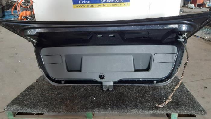 Boot lid from a Volkswagen Jetta IV (162/16A) 1.6 TDI 16V 2011
