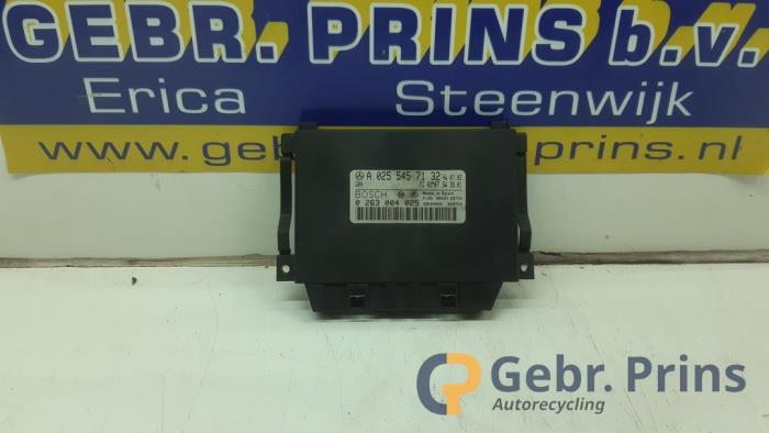 Begagnade PDC-modul Mercedes E (W211) 2.7 E-270 CDI 20V Pris € 40,00 Marginaltabell erbjuds av Autorec. Gebr. Prins b.v.
