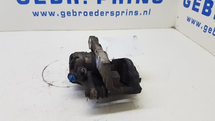 Front brake calliper, left from a Peugeot 208 I (CA/CC/CK/CL) 1.2 12V e-THP PureTech 110 2019