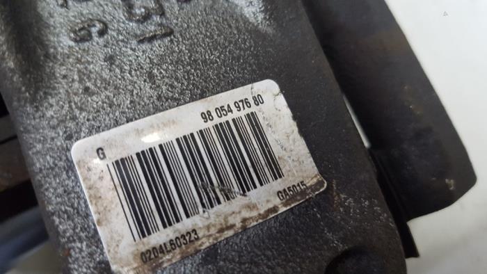 Front brake calliper, left from a Peugeot 208 I (CA/CC/CK/CL) 1.2 12V e-THP PureTech 110 2019