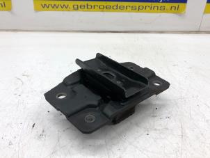 Used Gearbox mount Volkswagen Up! (121) 1.0 12V 60 Price € 20,00 Margin scheme offered by Autorec. Gebr. Prins b.v.