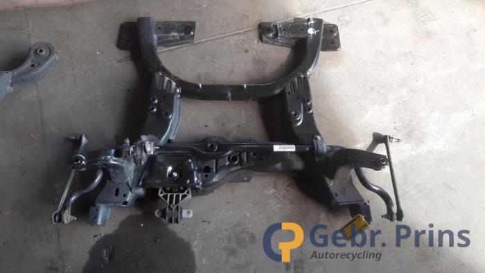 Begagnade Underram Mercedes A (W176) 1.8 A-180 CDI 16V Autom. Pris € 200,00 Marginaltabell erbjuds av Autorec. Gebr. Prins b.v.