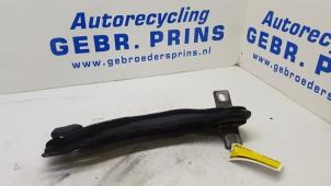 Used Rear wishbone, right Mercedes A (W176) 1.8 A-180 CDI 16V Autom. Price € 20,00 Margin scheme offered by Autorec. Gebr. Prins b.v.