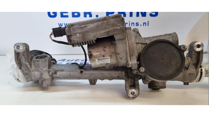 Power steering box from a Mercedes-Benz CLA (117.3) 2.2 CLA-220 CDI, d 16V 2015