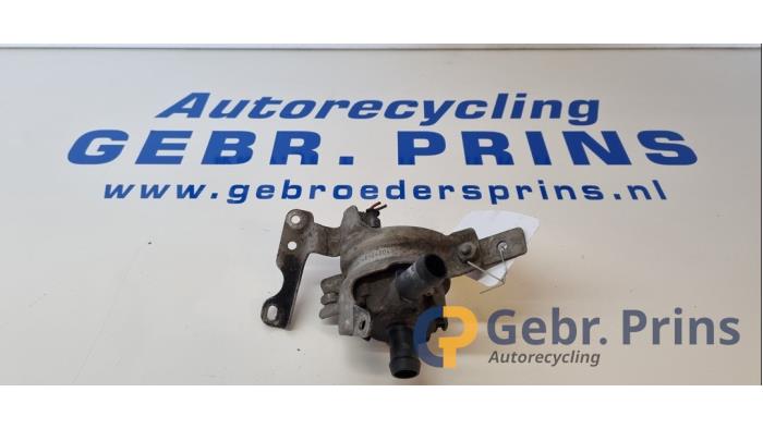 Begagnade Extra vattenpump Mercedes CLA (117.3) 2.2 CLA-220 CDI, 220 d 16V Pris € 30,00 Marginaltabell erbjuds av Autorec. Gebr. Prins b.v.