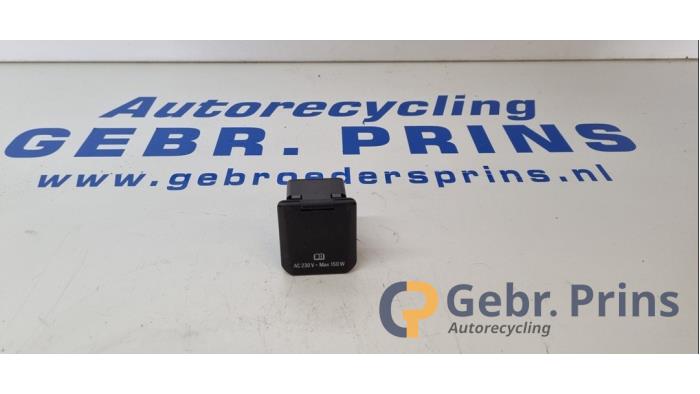 Gebrauchte Sonstige Opel Mokka/Mokka X 1.6 CDTI 16V 4x2 Preis € 15,00 Margenregelung angeboten von Autorec. Gebr. Prins b.v.
