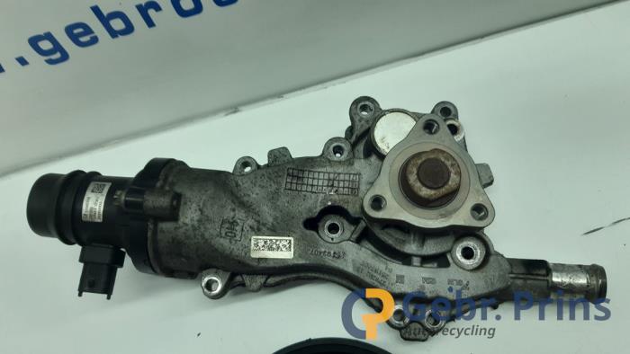 Begagnade Vattenpump Opel Meriva (B) 1.4 Turbo 16V ecoFLEX Pris € 25,00 Marginaltabell erbjuds av Autorec. Gebr. Prins b.v.
