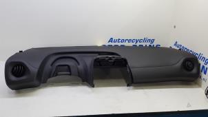 Usagé Airbag set + dashboard Toyota Aygo (B40) 1.0 12V VVT-i Prix € 650,00 Règlement à la marge proposé par Autorec. Gebr. Prins b.v.