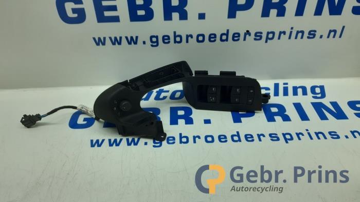 Usados Interruptor de ventanilla eléctrica Audi A6 Avant (C6) 2.7 TDI V6 24V Precio € 25,00 Norma de margen ofrecido por Autorec. Gebr. Prins b.v.