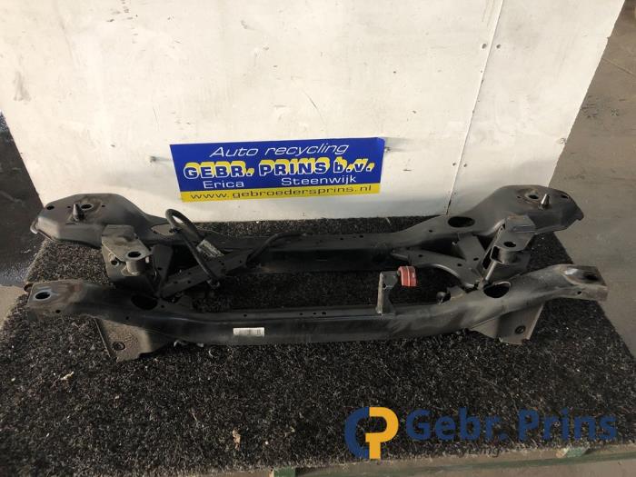 Begagnade Underram Volvo V40 (MV) 1.5 T3 16V Geartronic Pris € 150,00 Marginaltabell erbjuds av Autorec. Gebr. Prins b.v.