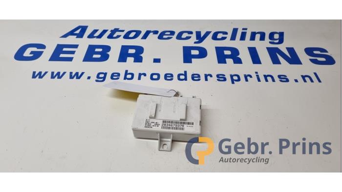 Usagé Module navigation Renault Twingo III (AH) 0.9 Energy TCE 90 12V Prix € 40,00 Règlement à la marge proposé par Autorec. Gebr. Prins b.v.