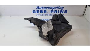 Begagnade Luftfilterhus Audi A4 Avant (B8) 2.0 TDI 16V Pris € 35,00 Marginaltabell erbjuds av Autorec. Gebr. Prins b.v.
