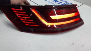 Używane Tylne swiatlo pozycyjne lewe Volkswagen Arteon (3HAB) 2.0 TDI 16V Cena € 25,00 Procedura marży oferowane przez Autorec. Gebr. Prins b.v.