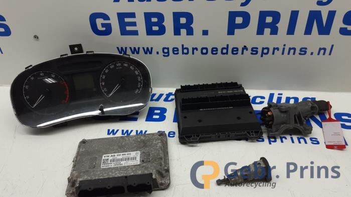 Used Ignition lock + computer Skoda Fabia II (5J) 1.2i Price € 125,00 Margin scheme offered by Autorec. Gebr. Prins b.v.