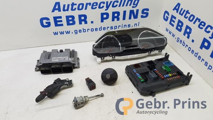 Used Ignition lock + computer Peugeot 208 I (CA/CC/CK/CL) 1.4 HDi Price € 125,00 Margin scheme offered by Autorec. Gebr. Prins b.v.
