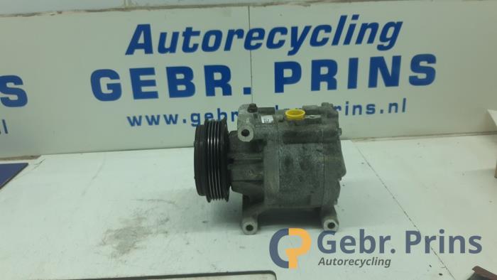 Usagé Pompe clim Fiat Panda (169) 1.2 Fire Prix € 35,00 Règlement à la marge proposé par Autorec. Gebr. Prins b.v.