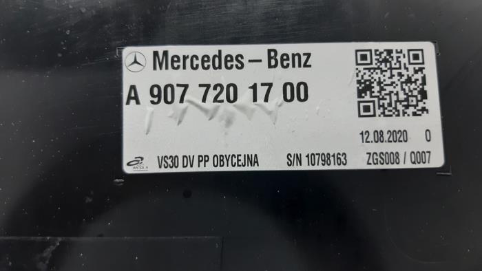Revêtement portière haut 2portes droite d'un Mercedes-Benz Sprinter 3,5t (906.73) 319 CDI V6 24V 2021