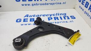 Usagé Bras de suspension bas avant droit Peugeot Bipper (AA) 1.3 BlueHDi 80 16V Prix € 40,00 Règlement à la marge proposé par Autorec. Gebr. Prins b.v.