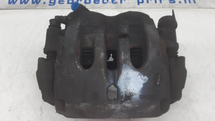 Front brake calliper, left from a Mercedes-Benz Sprinter 3,5t (906.73) 319 CDI V6 24V 2021