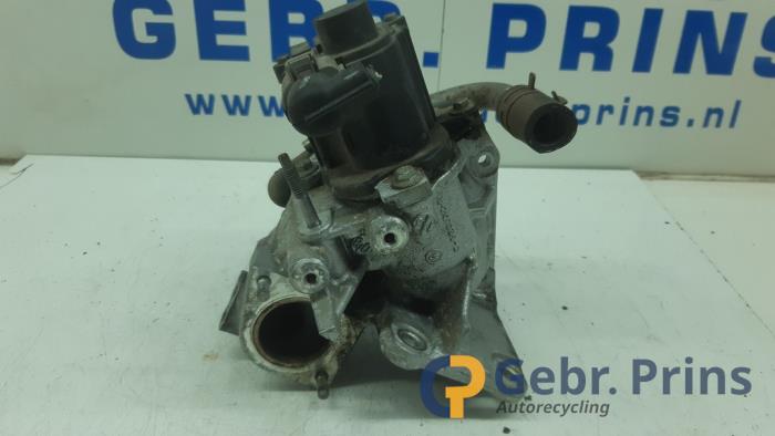 Gebrauchte AGR Ventil Renault Scénic III (JZ) 1.5 dCi 105 Preis € 175,00 Margenregelung angeboten von Autorec. Gebr. Prins b.v.