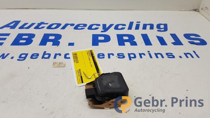 Begagnade Regnsensor Citroen C4 Picasso (3D/3E) 1.6 e-HDi 115 Pris € 20,00 Marginaltabell erbjuds av Autorec. Gebr. Prins b.v.