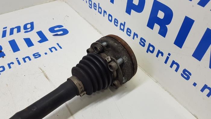 Drive shaft, rear right from a Volkswagen Transporter T5 2.0 BiTDI DRF 2013
