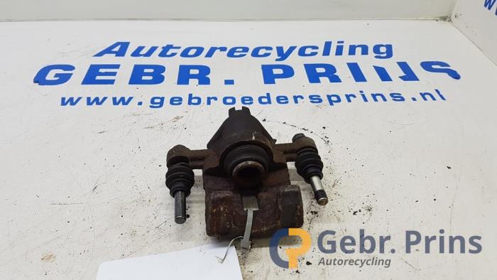 Gebrauchte Bremszange links hinten Hyundai Accent 1.4i 16V Preis € 30,00 Margenregelung angeboten von Autorec. Gebr. Prins b.v.