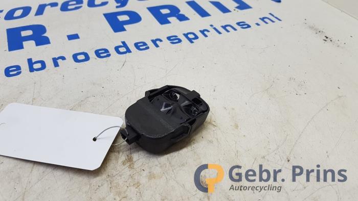 Begagnade Regnsensor Opel Insignia 2.0 CDTI 16V 160 Ecotec Pris € 20,00 Marginaltabell erbjuds av Autorec. Gebr. Prins b.v.