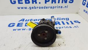 Used Power steering pump BMW 3 serie (E93) 330d 24V Price € 50,00 Margin scheme offered by Autorec. Gebr. Prins b.v.