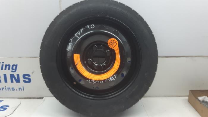 Space-saver spare wheel from a Fiat Punto II (188) 1.2 16V 2003