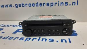 Usados Reproductor de CD y radio Citroen Xsara (N1) 1.6 16V Precio € 30,00 Norma de margen ofrecido por Autorec. Gebr. Prins b.v.