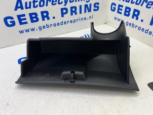 Used Glovebox Toyota Aygo (B40) 1.0 12V VVT-i Price € 30,00 Margin scheme offered by Autorec. Gebr. Prins b.v.