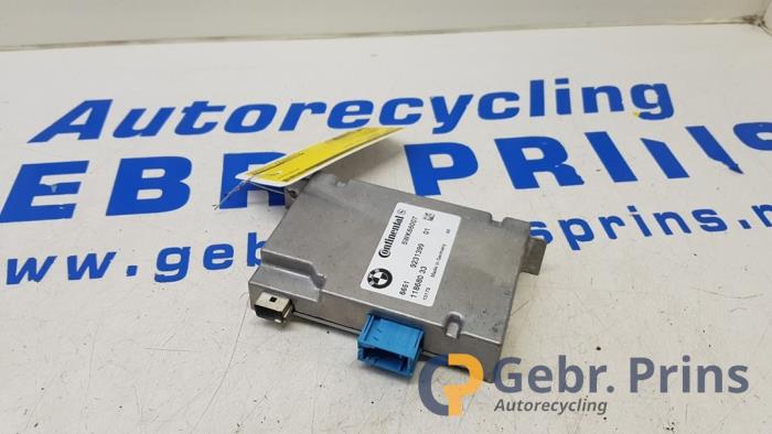 Używane Modul kamery BMW 5 serie (F10) 523i 24V Cena € 50,00 Procedura marży oferowane przez Autorec. Gebr. Prins b.v.