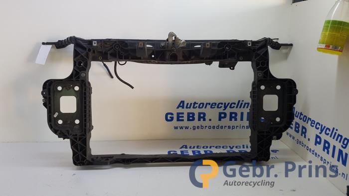 Begagnade Front Fiat Grande Punto (199) 1.3 JTD Multijet 16V 85 Actual Pris € 75,00 Marginaltabell erbjuds av Autorec. Gebr. Prins b.v.