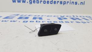 Usados Interruptor cierre centralizado Audi A7 Sportback (4GA/4GF) 3.0 V6 24V TFSI Quattro Precio € 10,00 Norma de margen ofrecido por Autorec. Gebr. Prins b.v.
