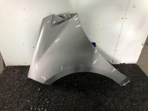 Used Front wing, left Mercedes A (W169) 1.5 A-150 5-Drs. Price € 44,00 Margin scheme offered by Autorec. Gebr. Prins b.v.