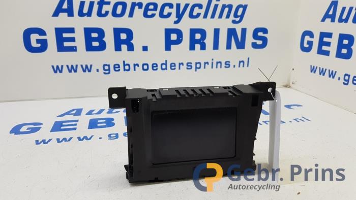 Begagnade Innerdisplay Opel Astra H GTC (L08) 1.6 16V Twinport Pris € 10,00 Marginaltabell erbjuds av Autorec. Gebr. Prins b.v.
